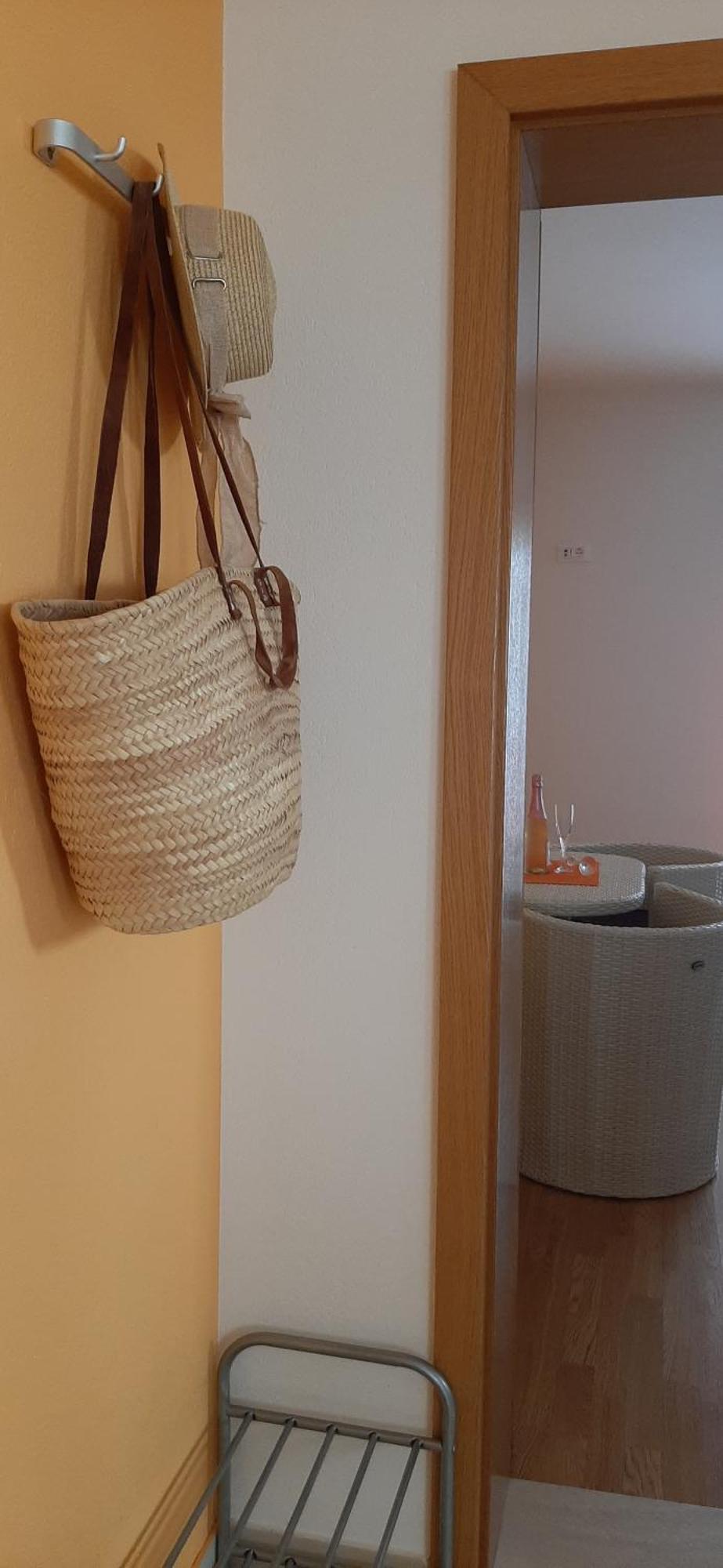 Apartments Harmonija Baska Voda Bilik gambar