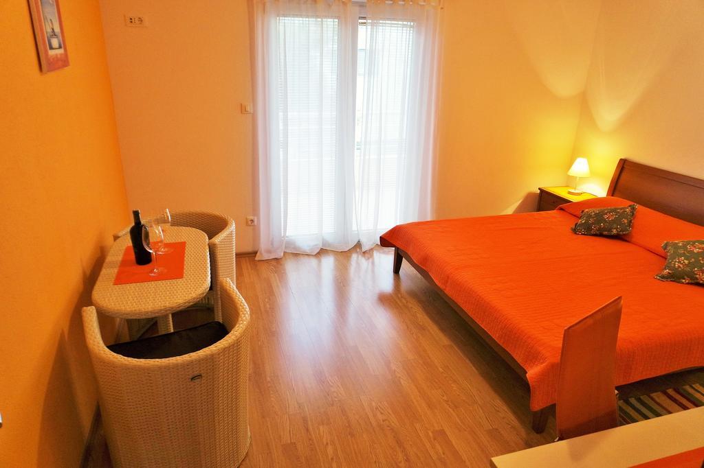 Apartments Harmonija Baska Voda Luaran gambar